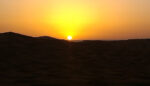 夕日に染まるサハラ砂漠